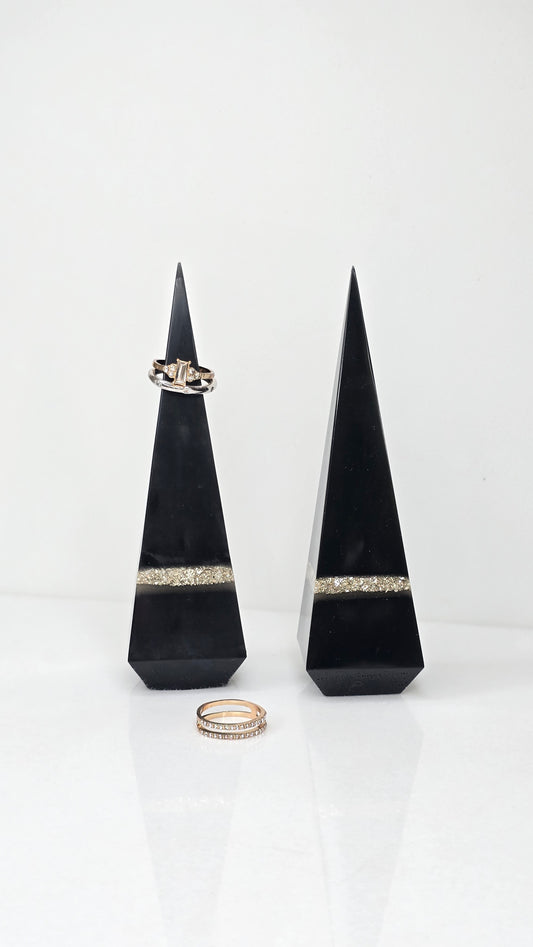 Black Onyx Pyramid Ring Holder
