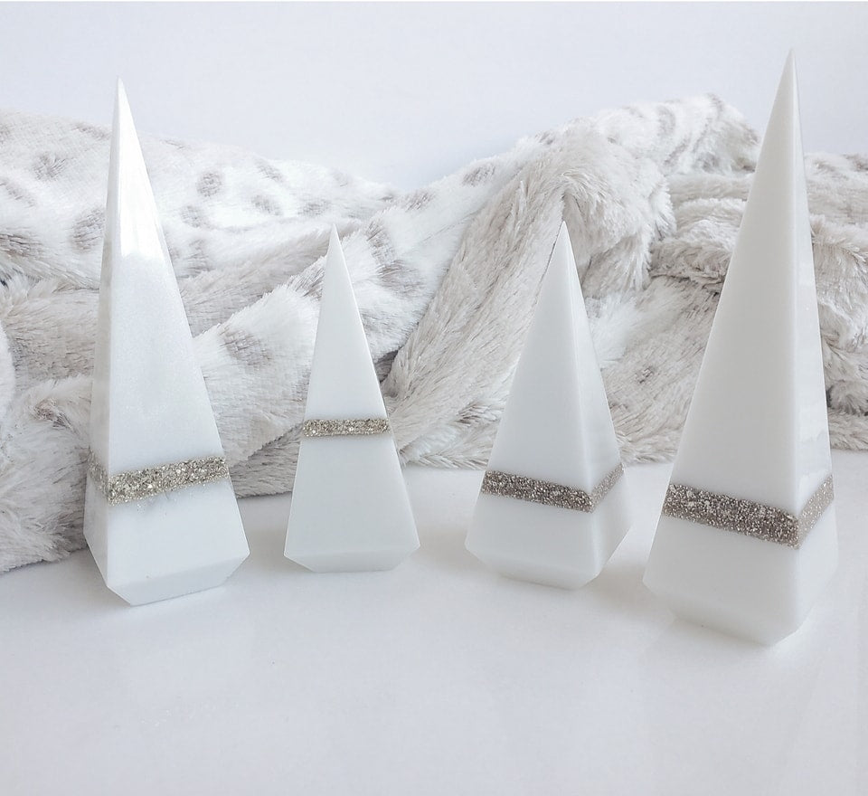 Pearlized White Ring Holder