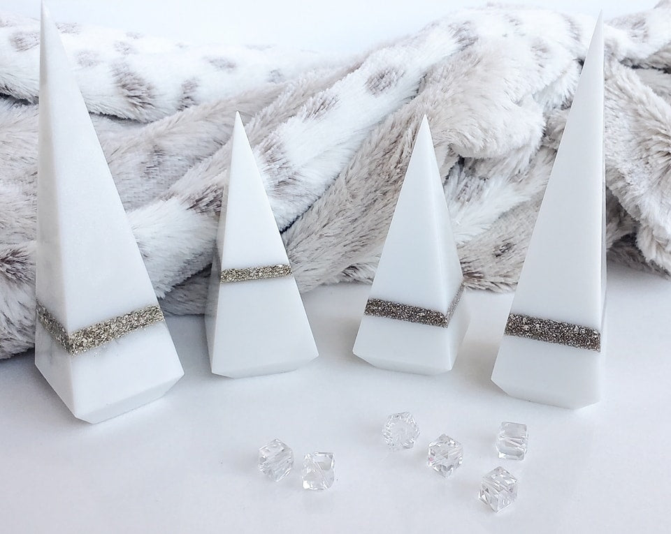 Pearlized White Ring Holder