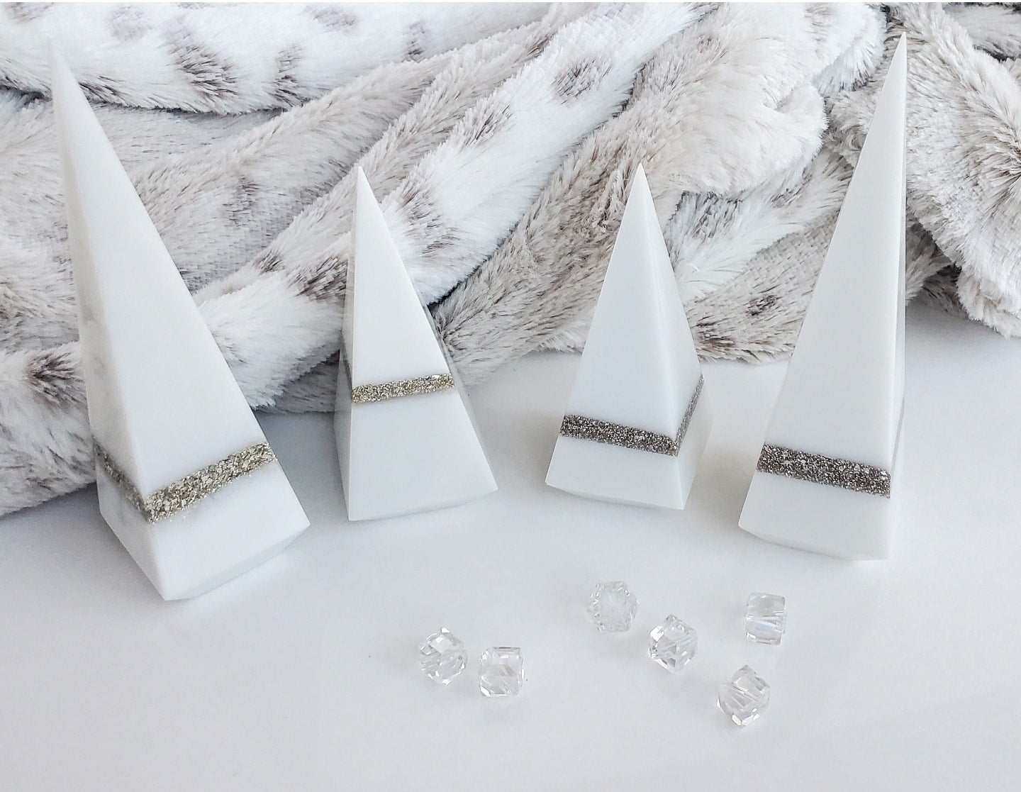 Pearlized White Ring Holder