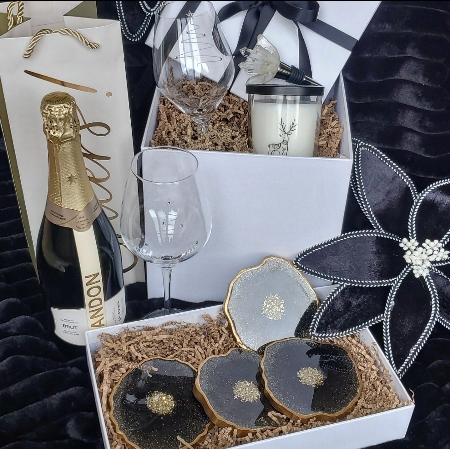 The Ultimate Wine Lovers Gift Set