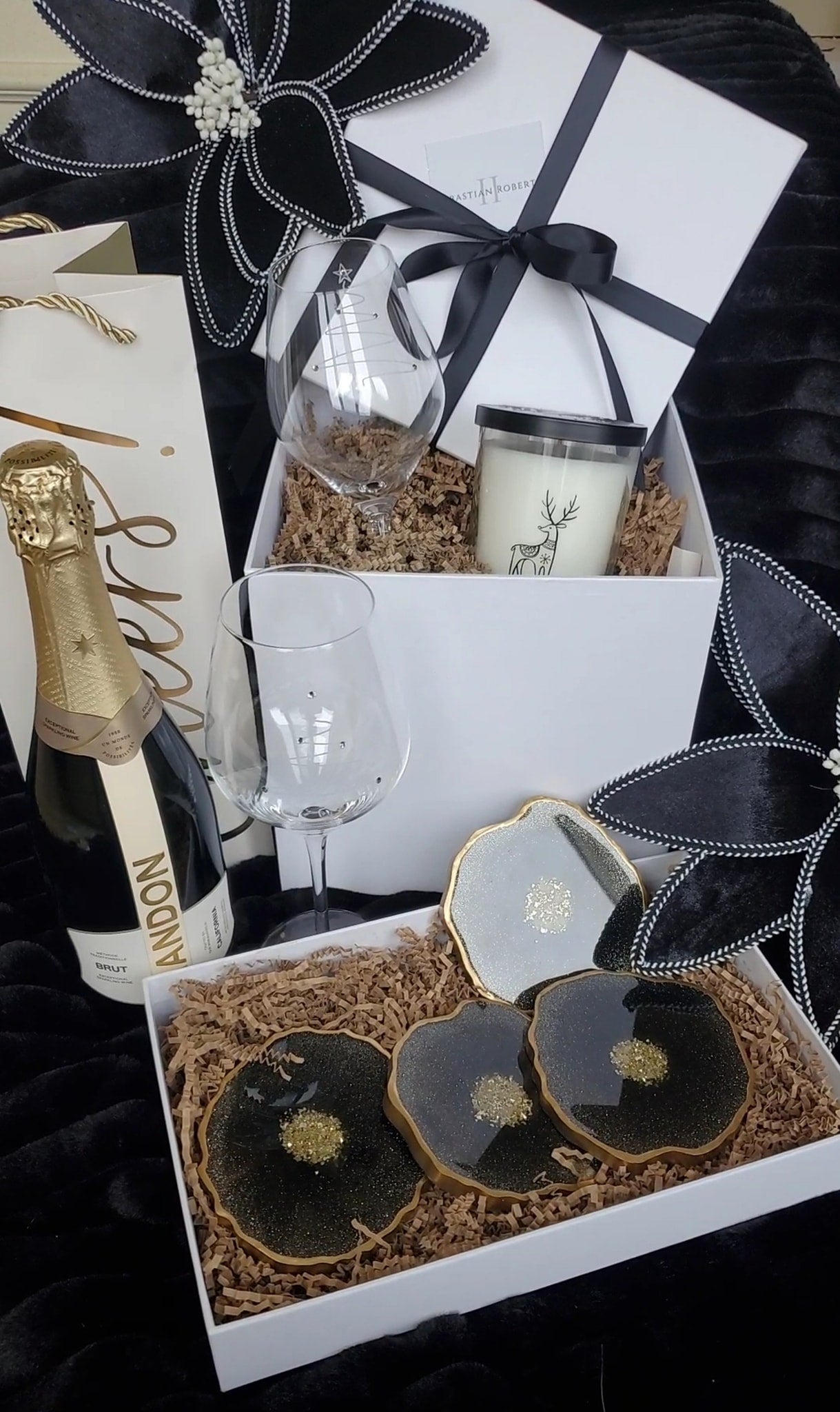 The Ultimate Wine Lovers Gift Set